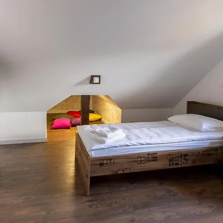Max-oil Apartmán